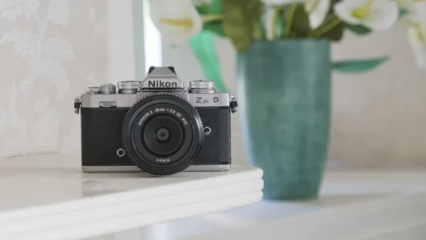 5-tin-don-lon-nhat-ve-may-anh-nikon-nam-2026-4-600x338-1 Nikon Z fc II: Phiên Bản Retro Hiện Đại