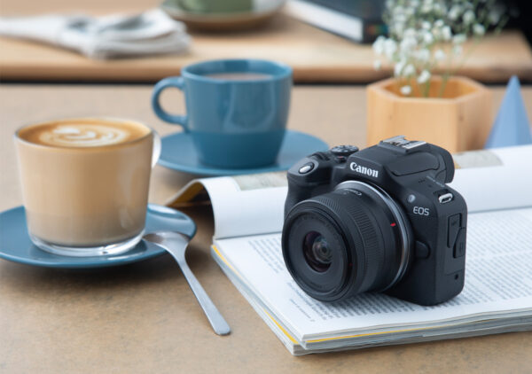 canon-eos-r100-media-6-600x422-1