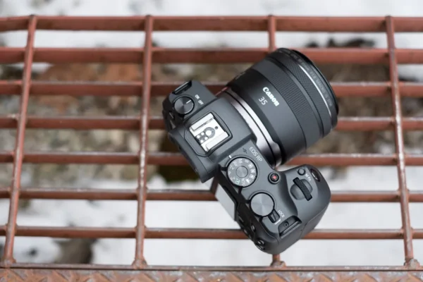canon-eos-rp-media-10-600x400-1