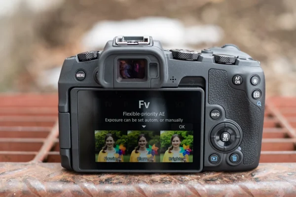 canon-eos-rp-media-8-600x400-1
