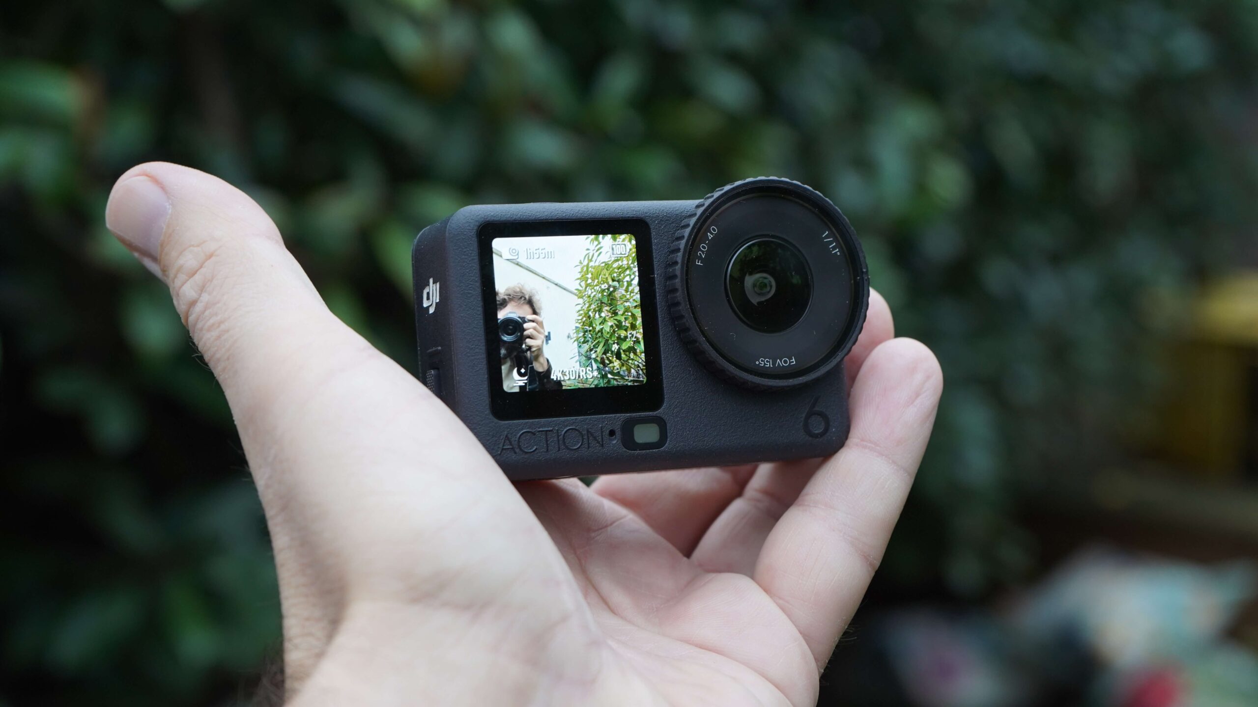 DJI Osmo Action 6 25 Công nghệ khẩu độ biến thiên trên DJI Osmo Action 6