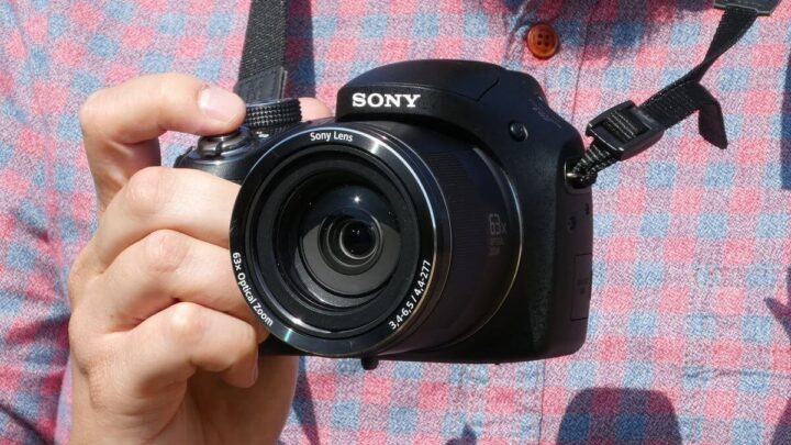 Đánh giá khả năng quay video trên Sony Cybershot DSC H400