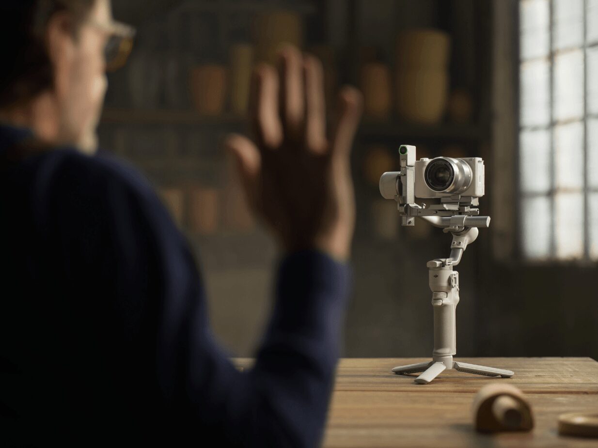 DJI RS4 Mini 50 Khả năng chịu tải và tính tương thích đa thiết bị