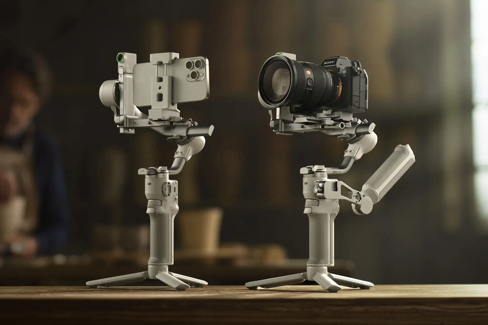 DJI RS4 Mini 52 Khả năng theo dõi thông minh và hiệu suất vận hành