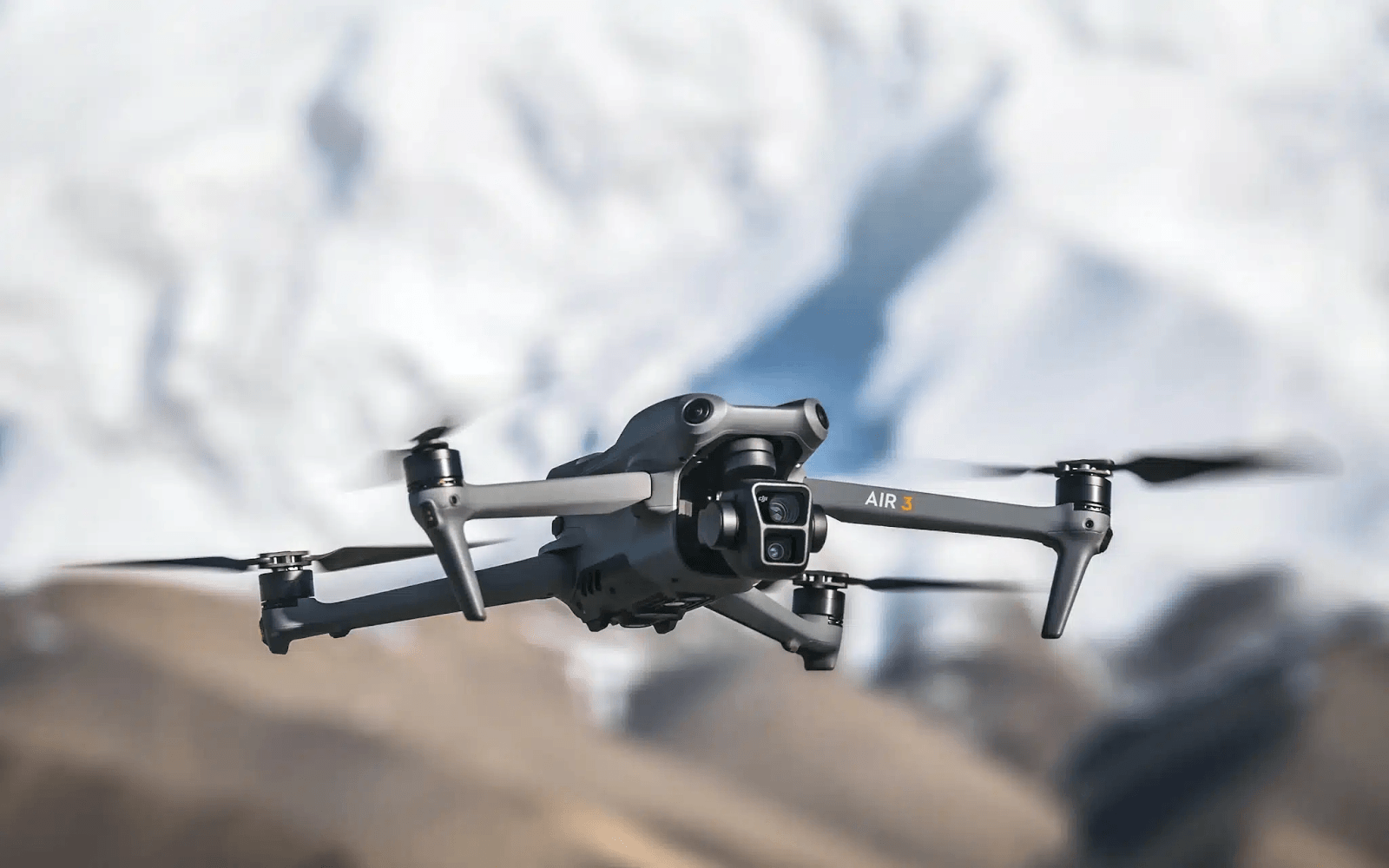 Các ứng dụng thực tiễn của công nghệ UAV trong đời sống