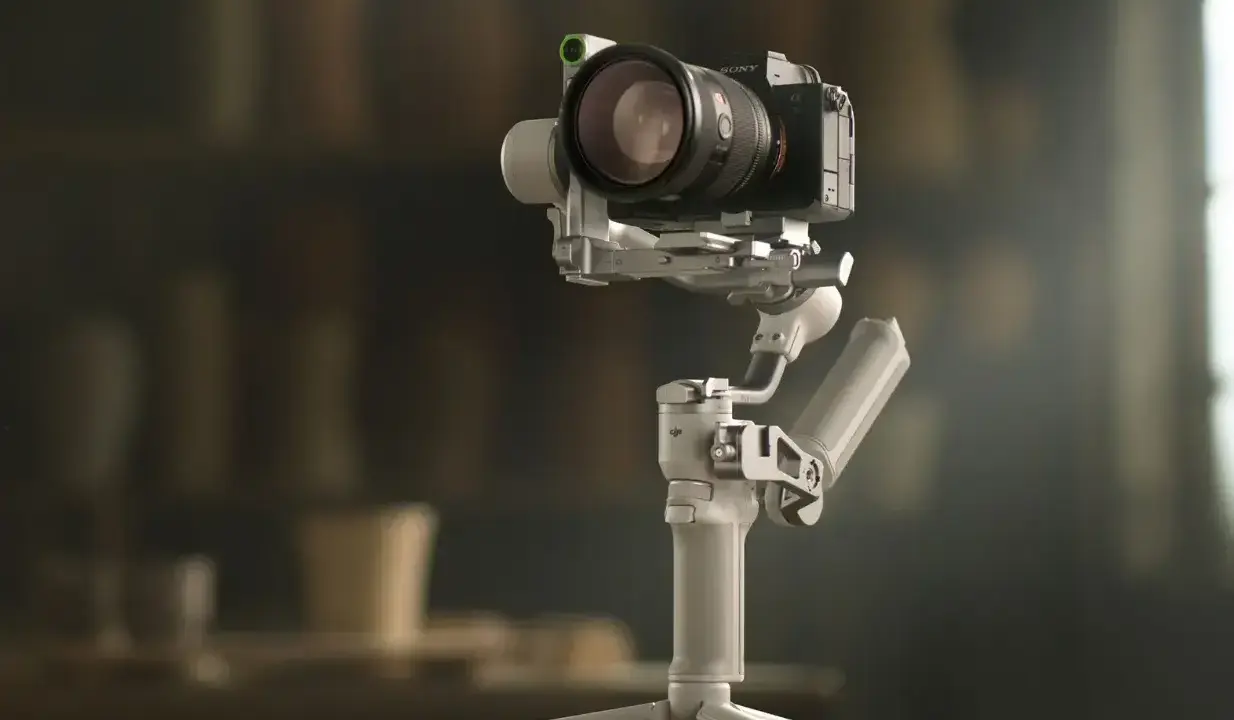 Đánh giá DJI RS4 Mini: Tổng quan về ngôn ngữ thiết kế
