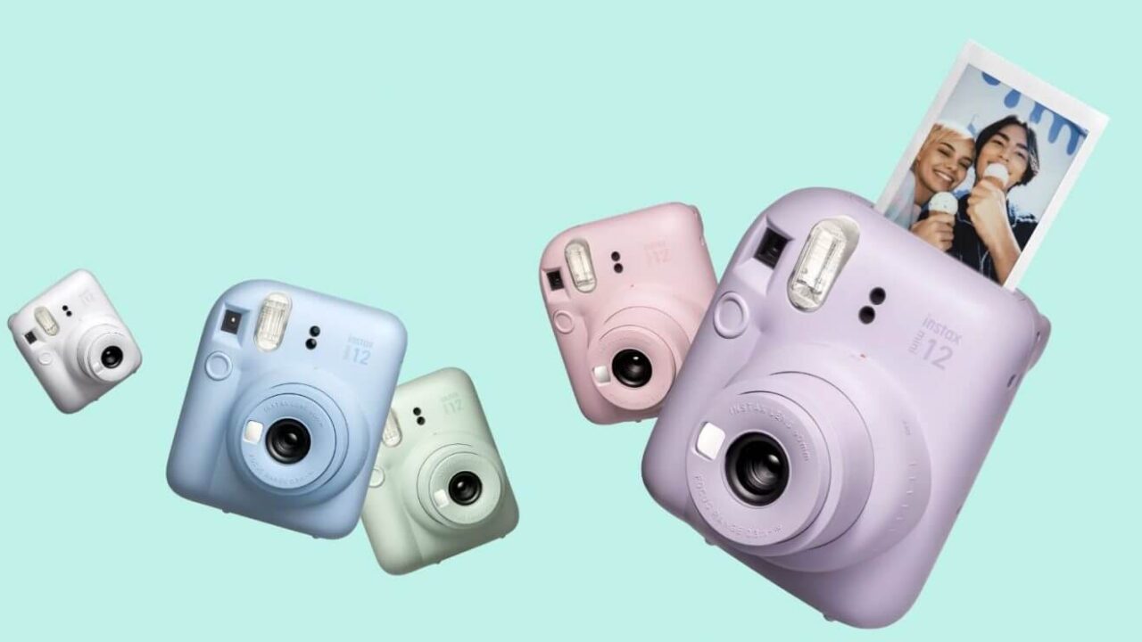 Đánh giá máy ảnh Fujifilm Instax Mini 12 chụp ảnh lấy liền cực chất 5 Đánh giá máy ảnh Fujifilm Instax Mini 12: Lựa chọn hàng đầu cho giới trẻ