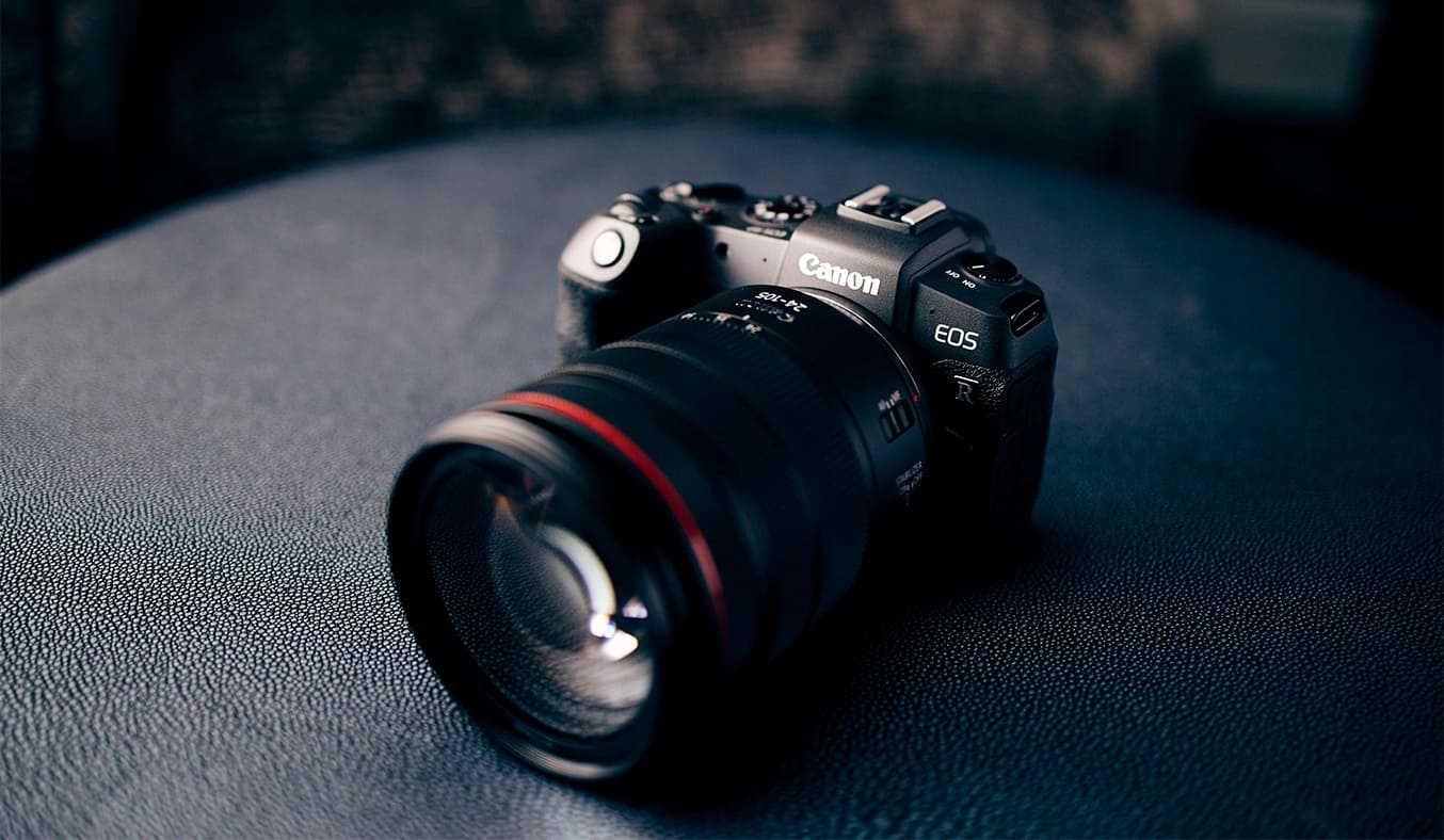 Phân tích so sánh Canon EOS RP với đối thủ cùng phân khúc