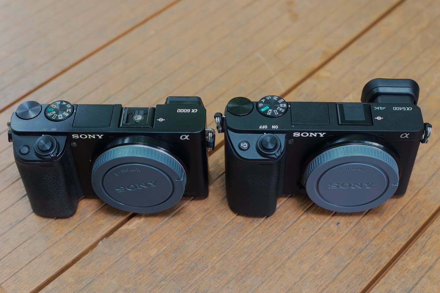Phân tích sự khác biệt giữa Sony A6000 và A6400 cho người mới bắt đầu