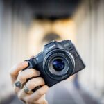 Review Canon R8 – Phân tích ưu nhược điểm