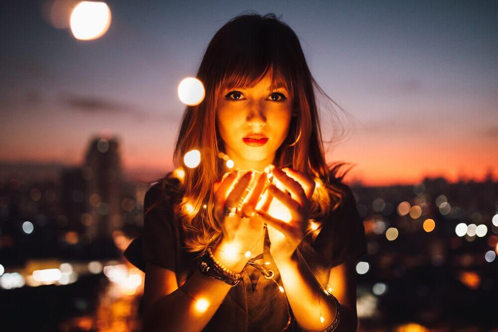 Bokeh là gì và các bí quyết chụp ảnh xóa phông nghệ thuật ấn tượng 2 Bí quyết tạo hiệu ứng bokeh ấn tượng bằng điện thoại di động