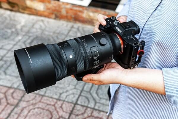Ống kính Sigma 70-200mm f2.8 DG DN OS Sports (For Sony) 8 Cải tiến về trọng lượng và kích thước