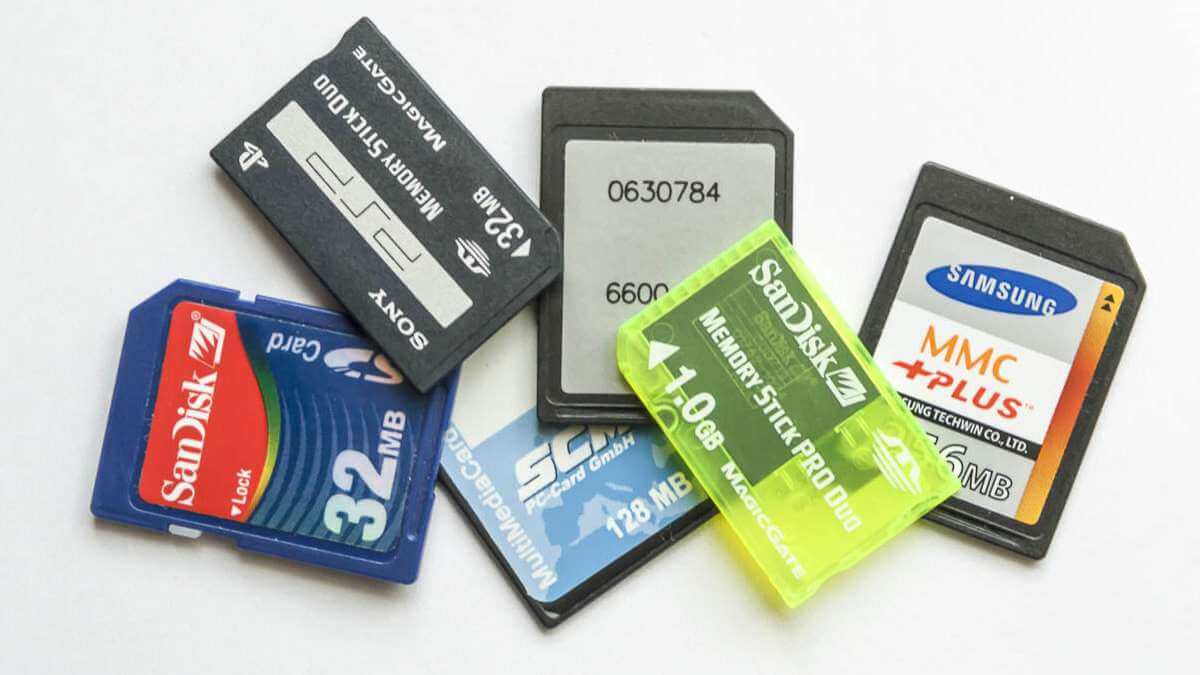 Chuẩn thẻ nhớ SD (Secure Digital)
