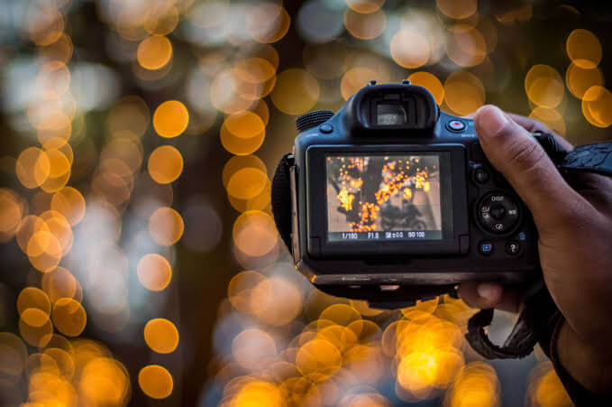Dslr và mirrorless nên chọn dòng máy ảnh nào tốt năm 2026 6 Cơ chế lấy nét tự động (AF)