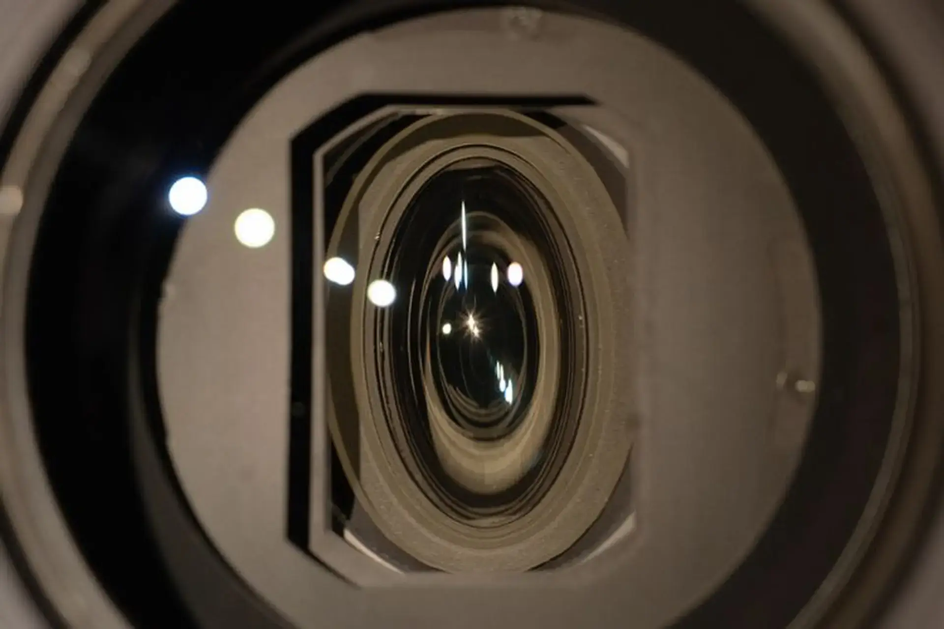 Anamorphic là gì và những kiến thức quan trọng cần biết 2 Lịch sử hình thành định dạng màn ảnh rộng
