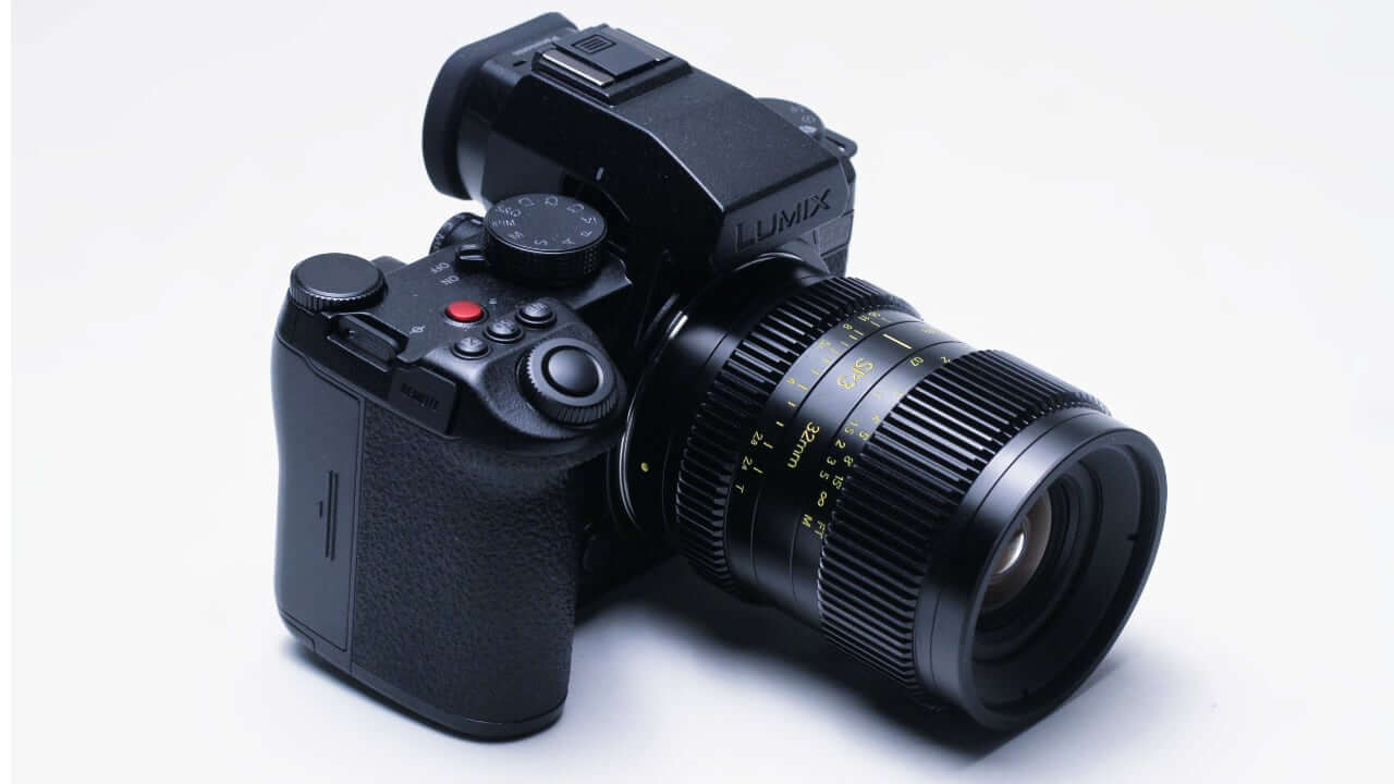 Máy ảnh xịn và chuyên nghiệp đáng sở hữu năm 2026 7 Panasonic Lumix S5 IIX - Lựa chọn hàng đầu cho video chuyên nghiệp