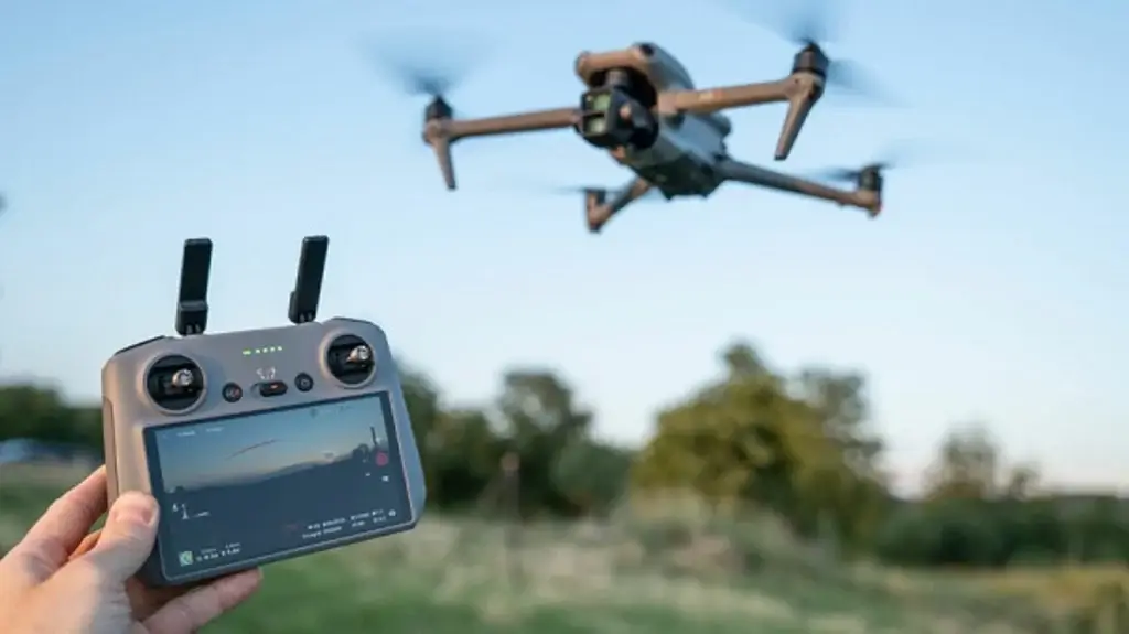 Tổng quan chi phí xin giấy phép bay flycam