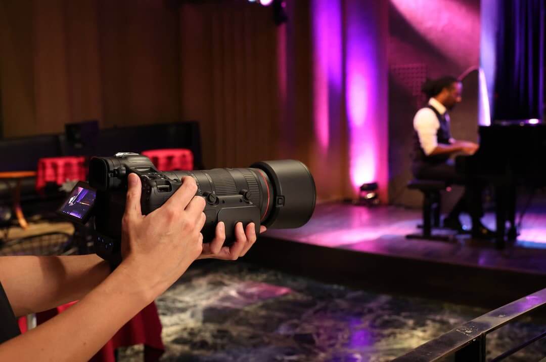 Ống kính Canon RF 70-200mm f/2.8L IS USM Z 50 Chất lượng bokeh và khẩu độ lớn