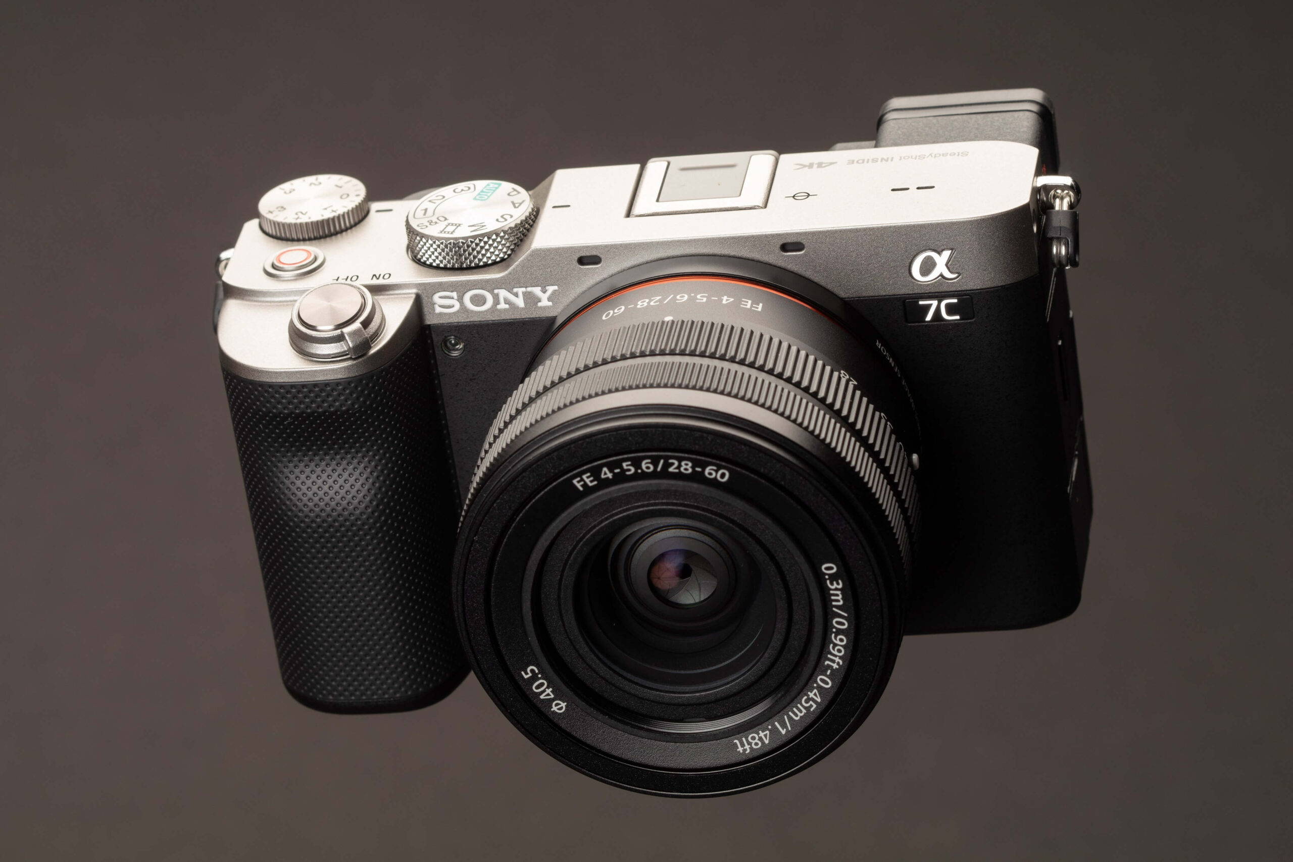 Đánh giá Sony A7C mẫu máy ảnh Full-Frame đa năng cho mọi nhu cầu 3 Đánh giá ngoại hình và thiết kế