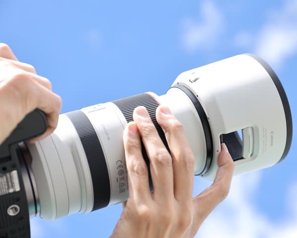 Ống kính Canon RF 70-200mm f/2.8L IS USM | Chính hãng 12 Điều khiển thông minh và hiệu ứng bokeh
