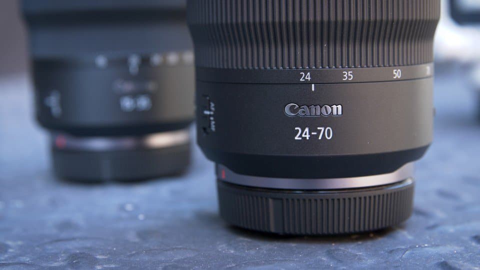 Ống kính Canon RF 24-70mm f/2.8L IS USM 12 Độ bền bỉ và khả năng bảo vệ của dòng L-series