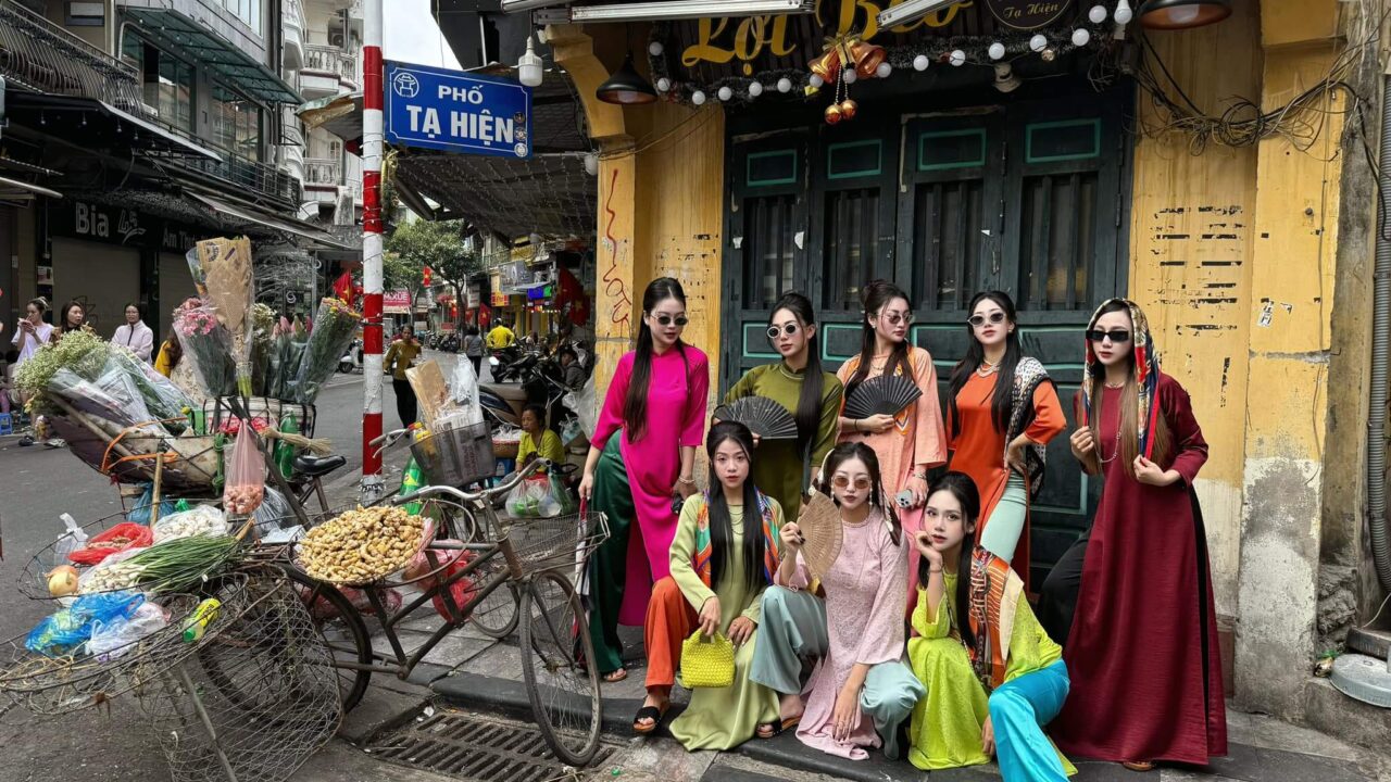 Khám phá nét cổ kính tại Phố cổ Hà Nội