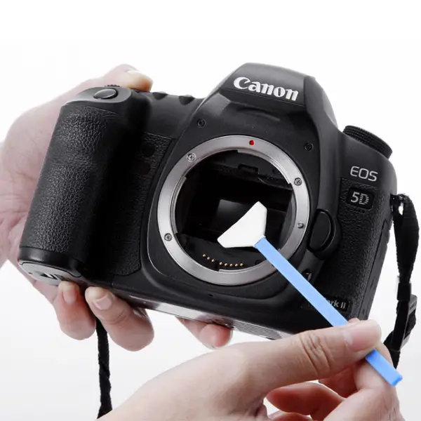 Những nguyên nhân phổ biến khiến máy ảnh bị kẹt lens