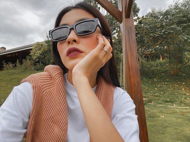 Selfie với mắt kính