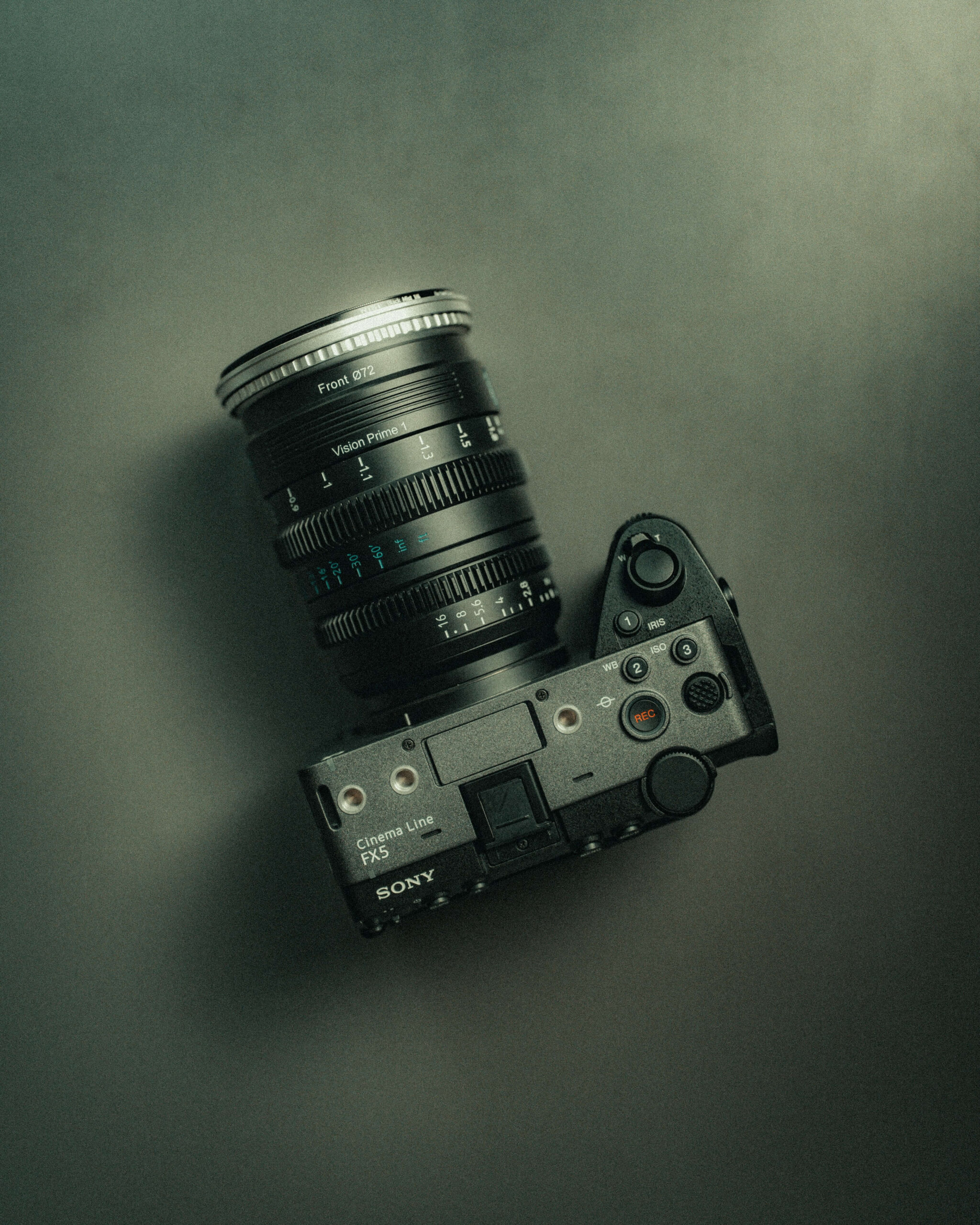 Máy quay Sony FX5 lại bị hoãn giao hàng