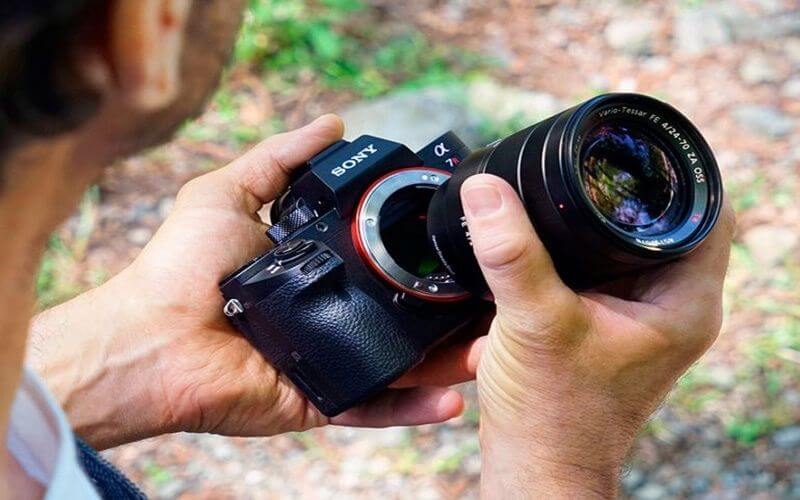 Tác động nguy hại của môi trường ẩm cao đến máy ảnh