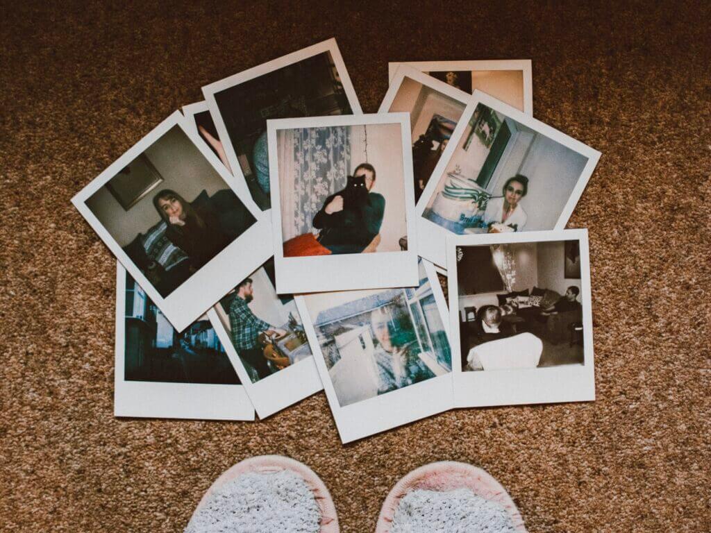 Polaroid là gì và những điều có thể bạn chưa biết về nó 1 Tìm hiểu về khái niệm Polaroid