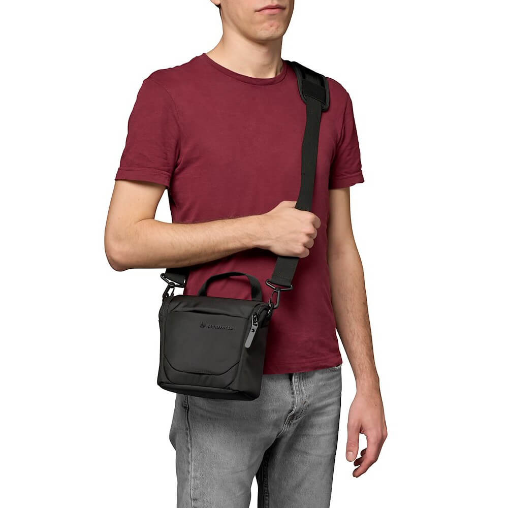 Túi đựng máy ảnh nhỏ gọn cho chuyến du lịch 5 lựa chọn nên dùng 4 Túi máy ảnh Manfrotto Advanced Shoulder S III