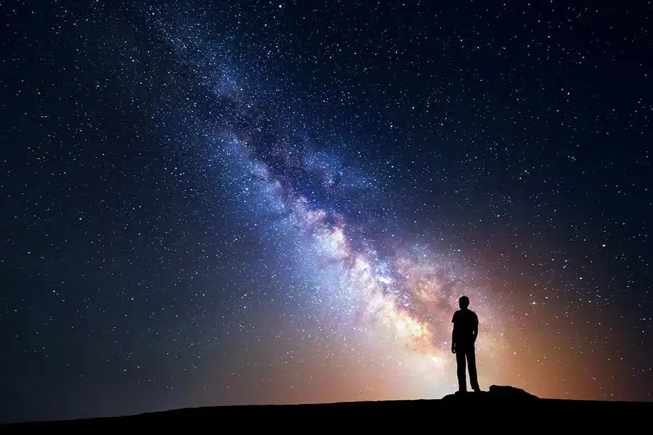 Cách chụp Milky Way ấn tượng và sắc nét cho người mới bắt đầu 2 Xác định các yếu tố thời gian, địa điểm và điều kiện chụp